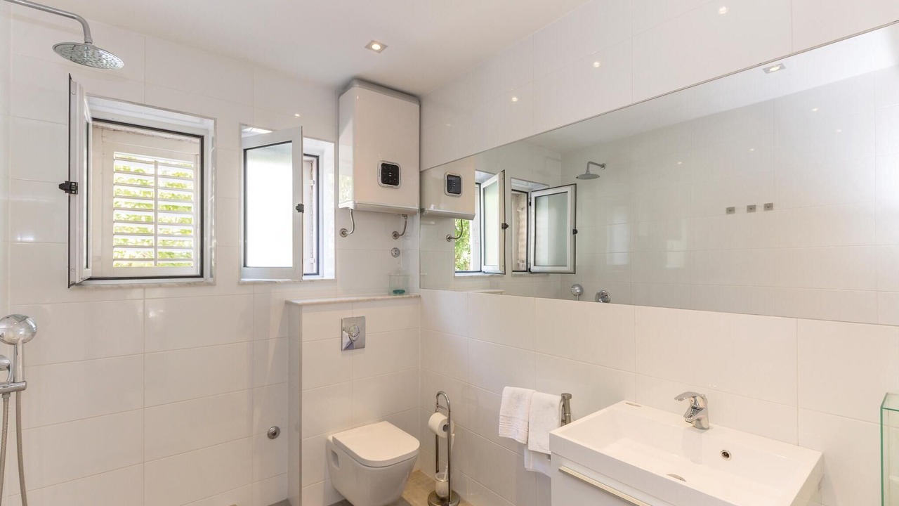 Photo of Bathroom in Bidol
