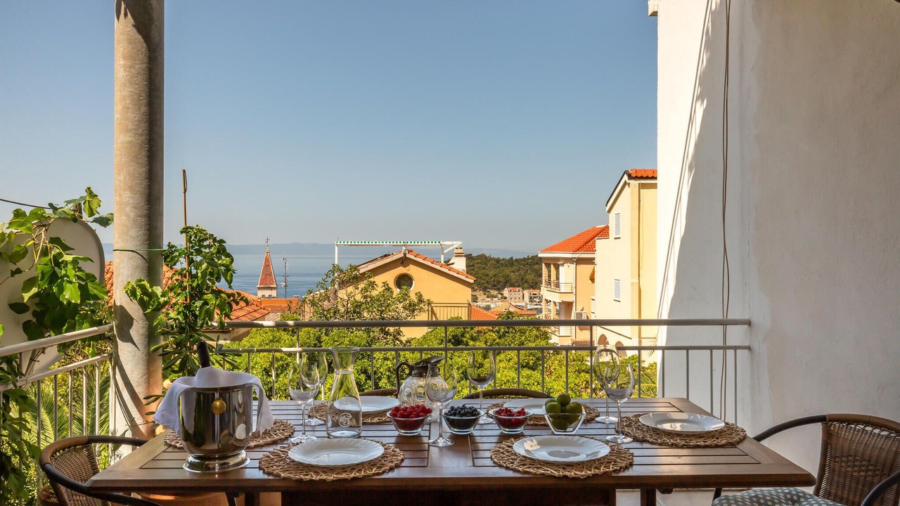 Photo of Patio Balcony in Bidol