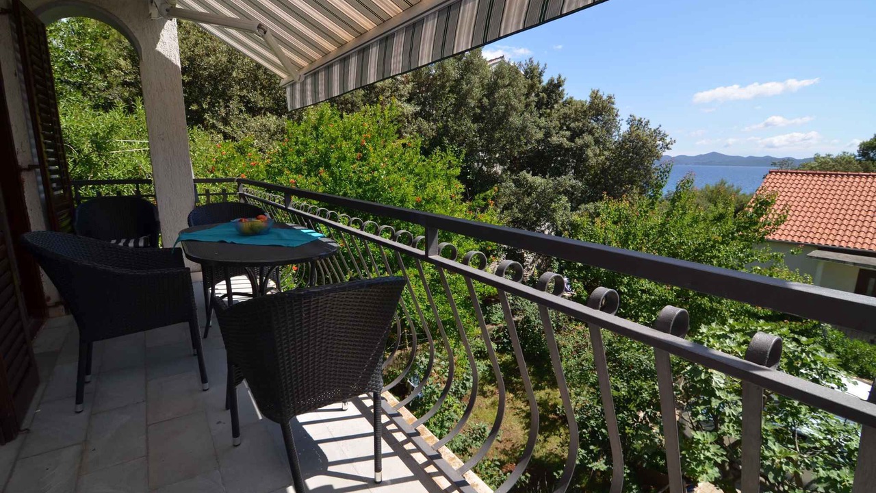 Photo of Patio Balcony in Petrcane