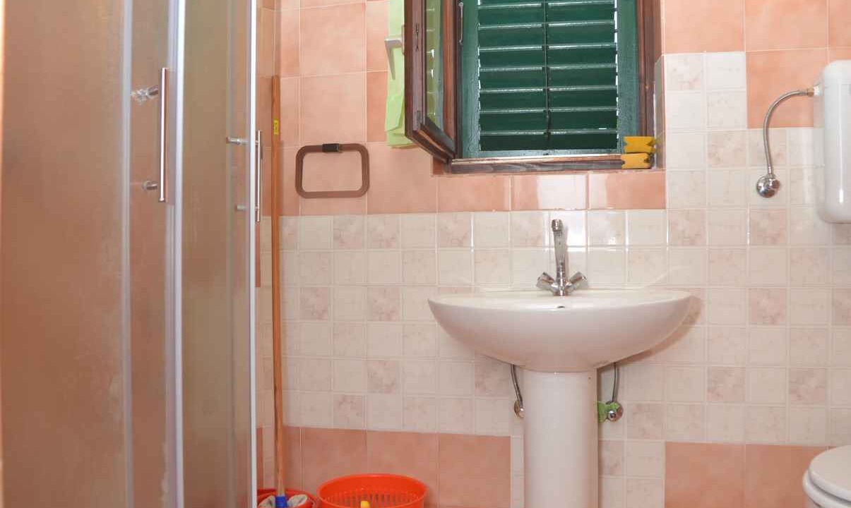 Photo of Bathroom in Kukljica