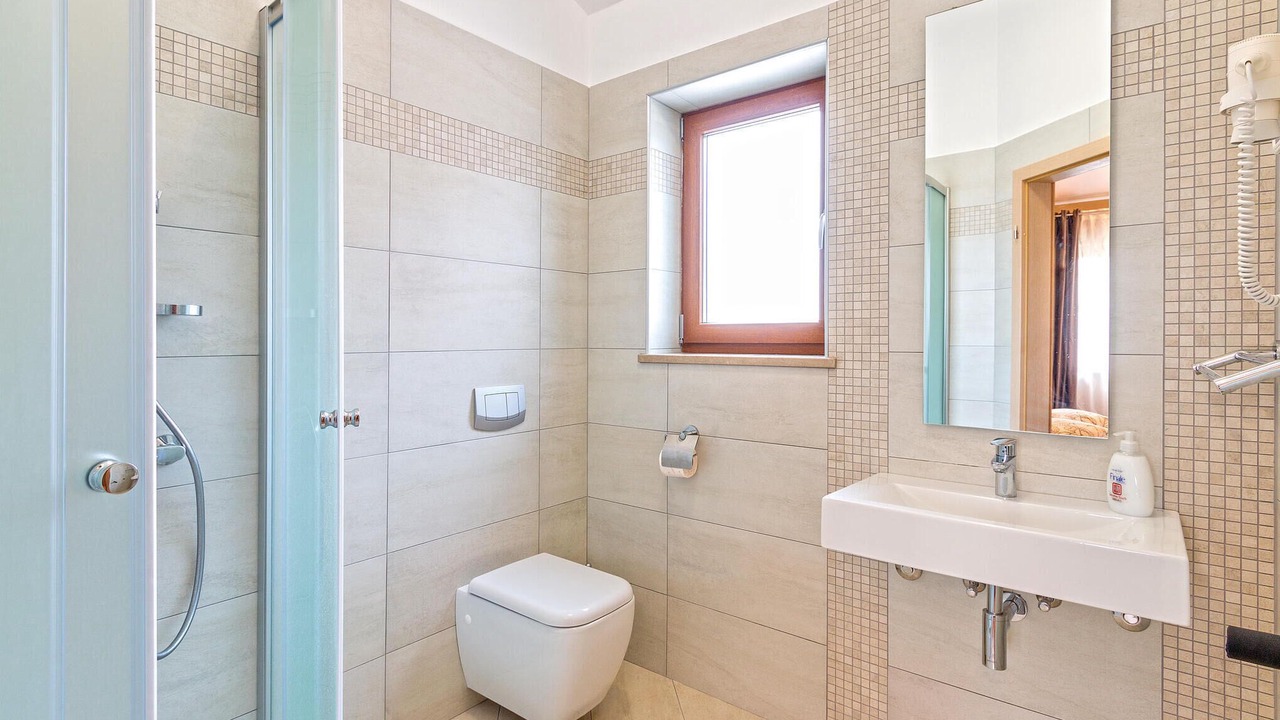 Photo of Bathroom in Heki