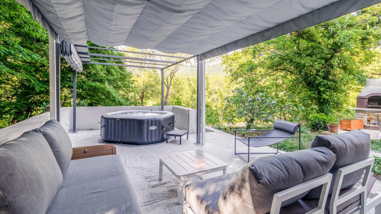 Photo of Patio Balcony in Tribalj