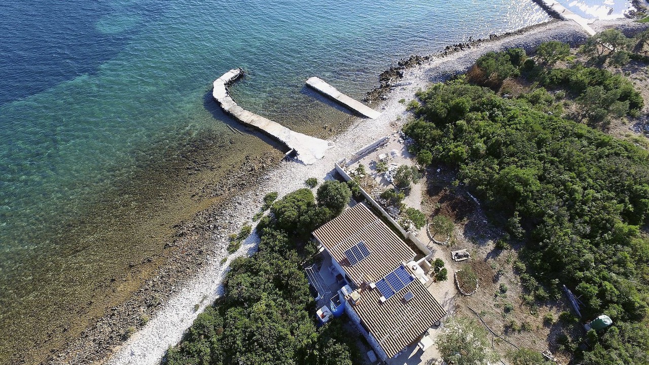 Photo of Others in Otok Zizanj