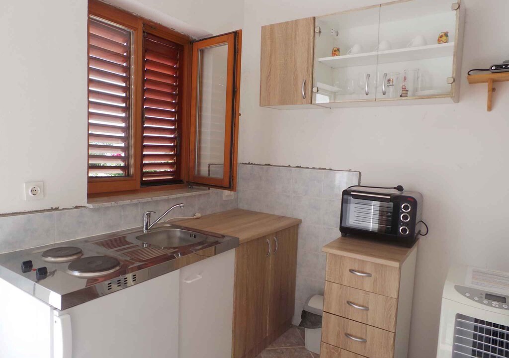 Photo of Kitchen in Plomin