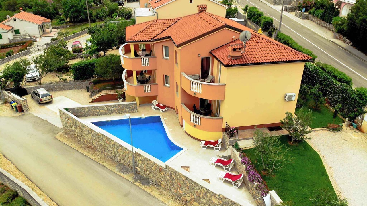 Photo of Outdoor in Salatic