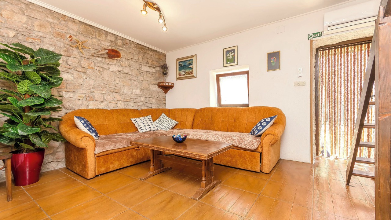 Photo of Livingroom in Prvic Sepurine