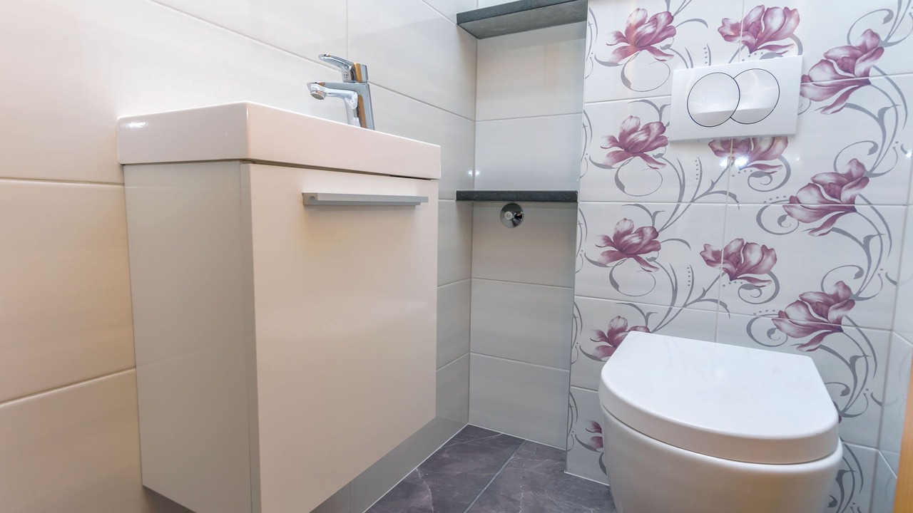 Photo of Bathroom in Duce