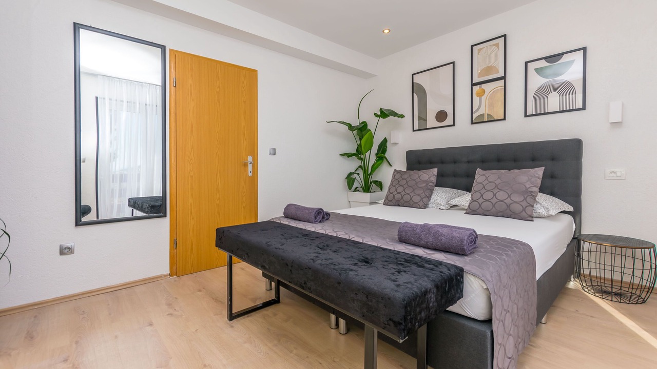 Photo of Bedroom in Duce