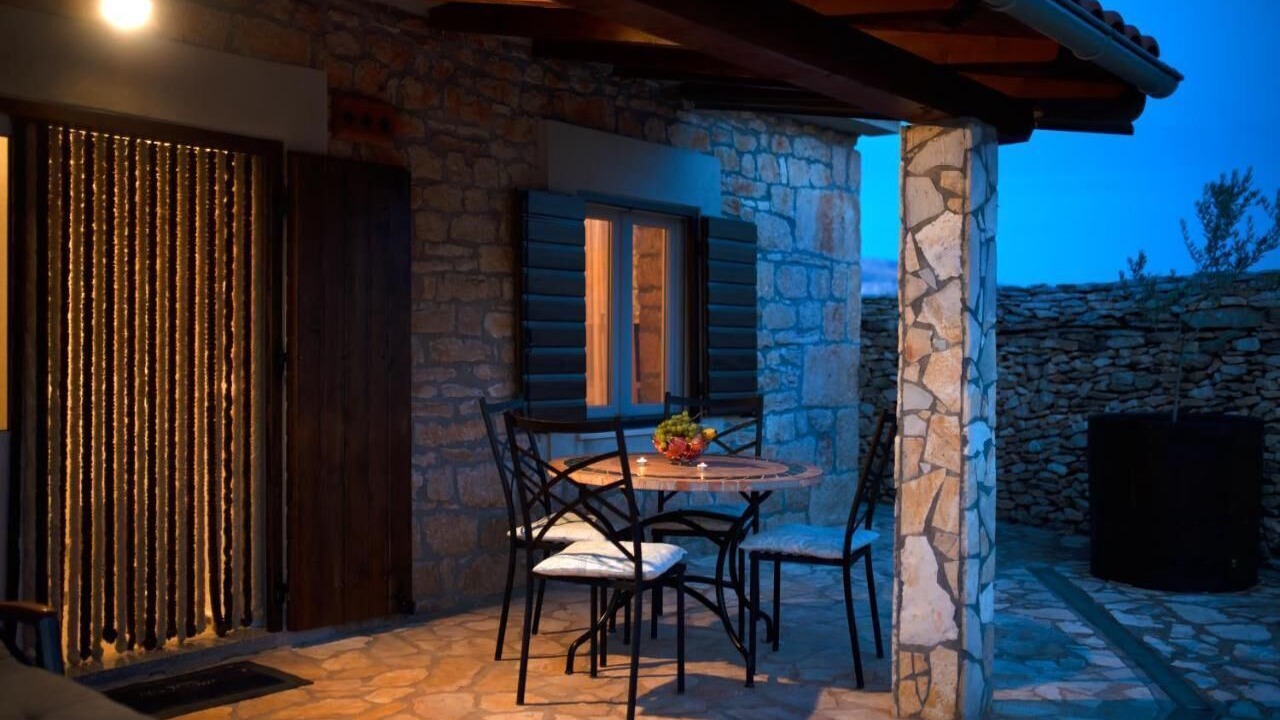 Photo of Outdoor in Promina