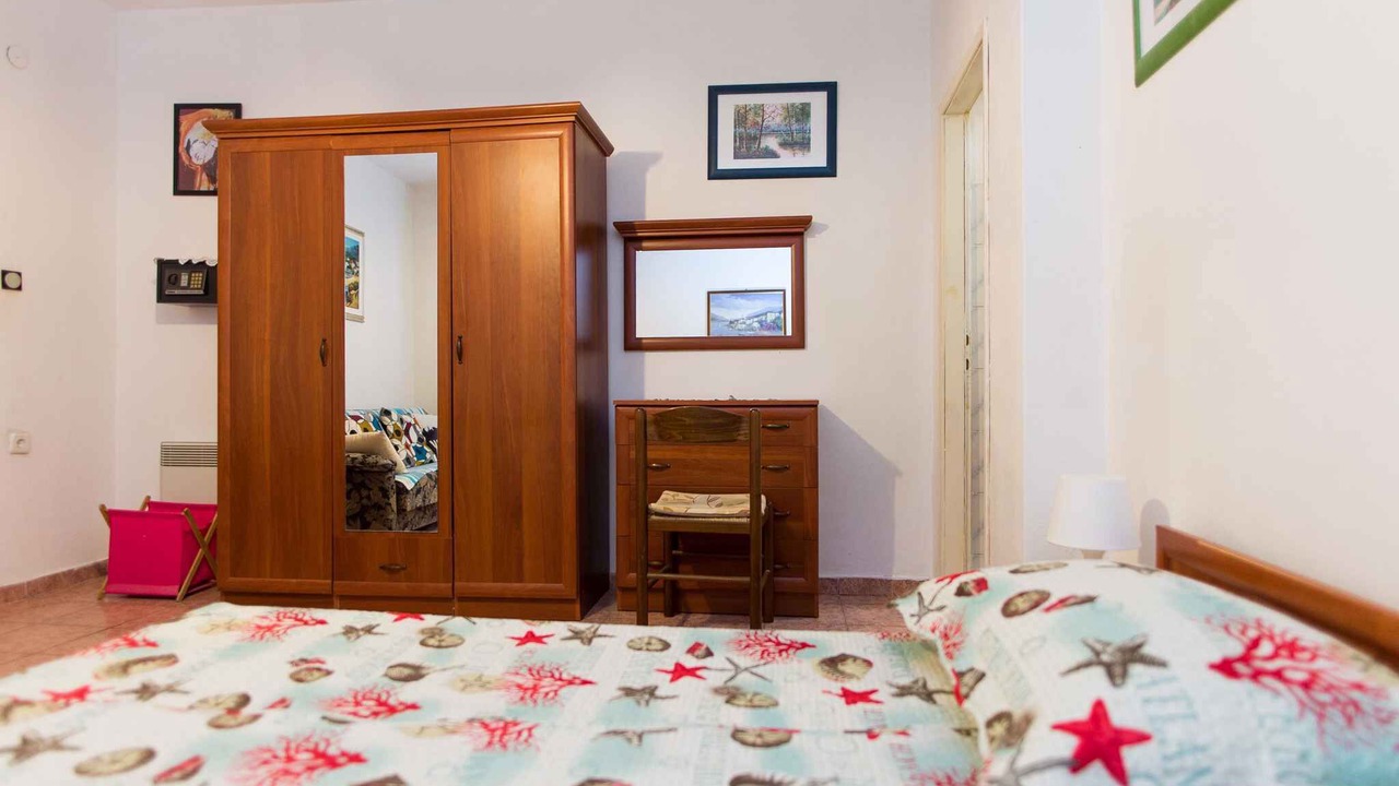 Photo of Bedroom in Grebastica