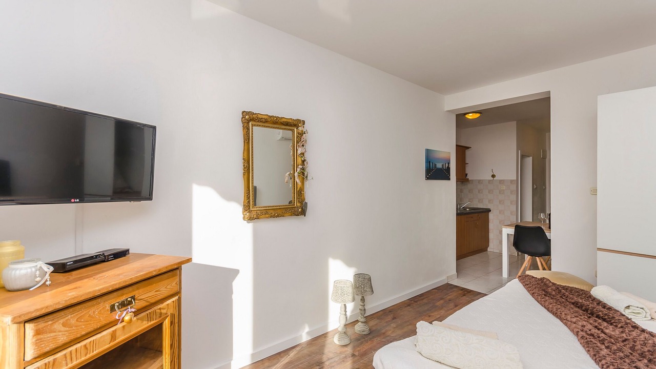 Photo of Bedroom in Novalja