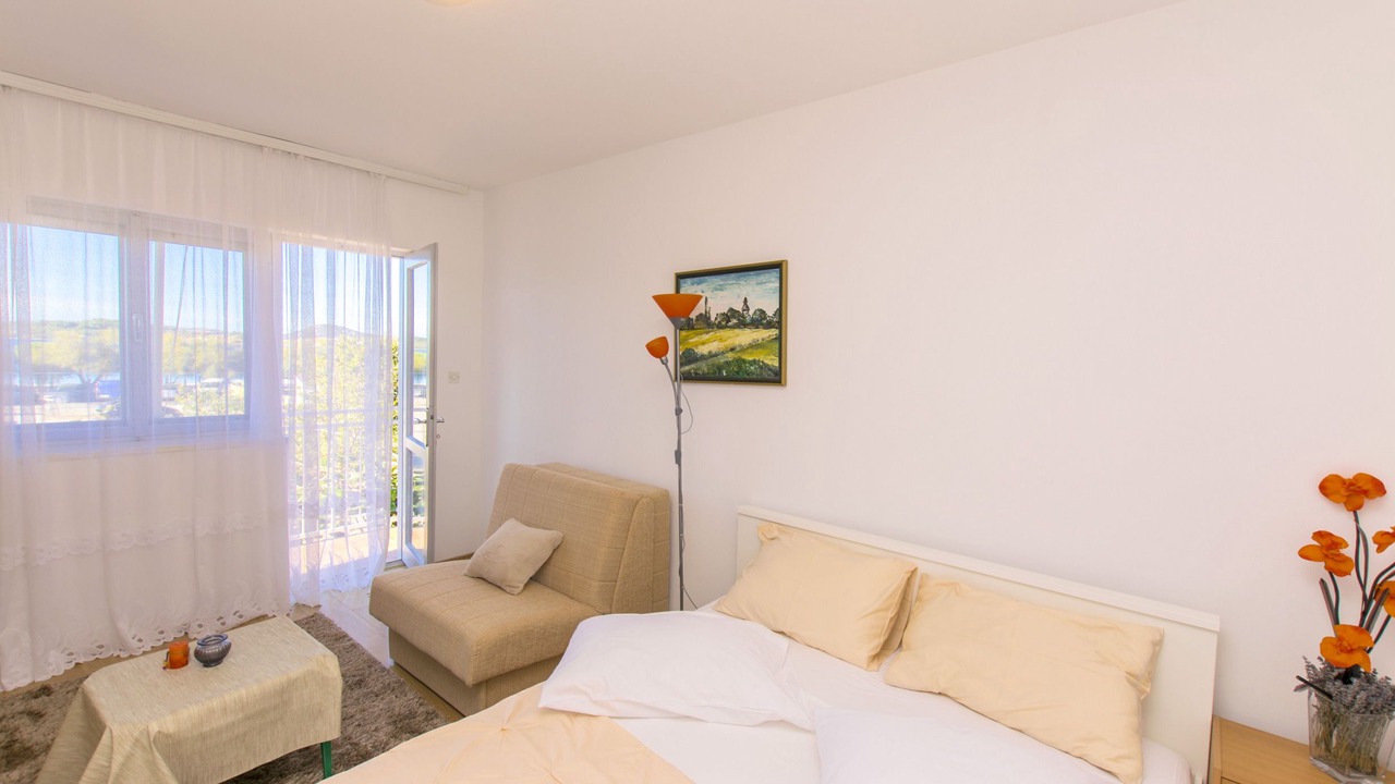 Photo of Bedroom in Srima