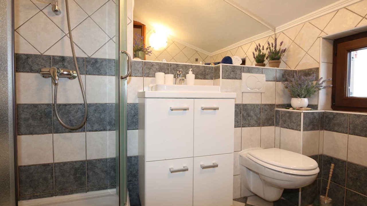 Photo of Bathroom in Silo