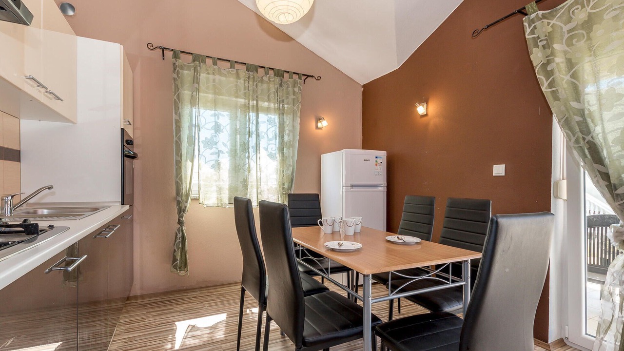 Photo of Bedroom in Tribunj