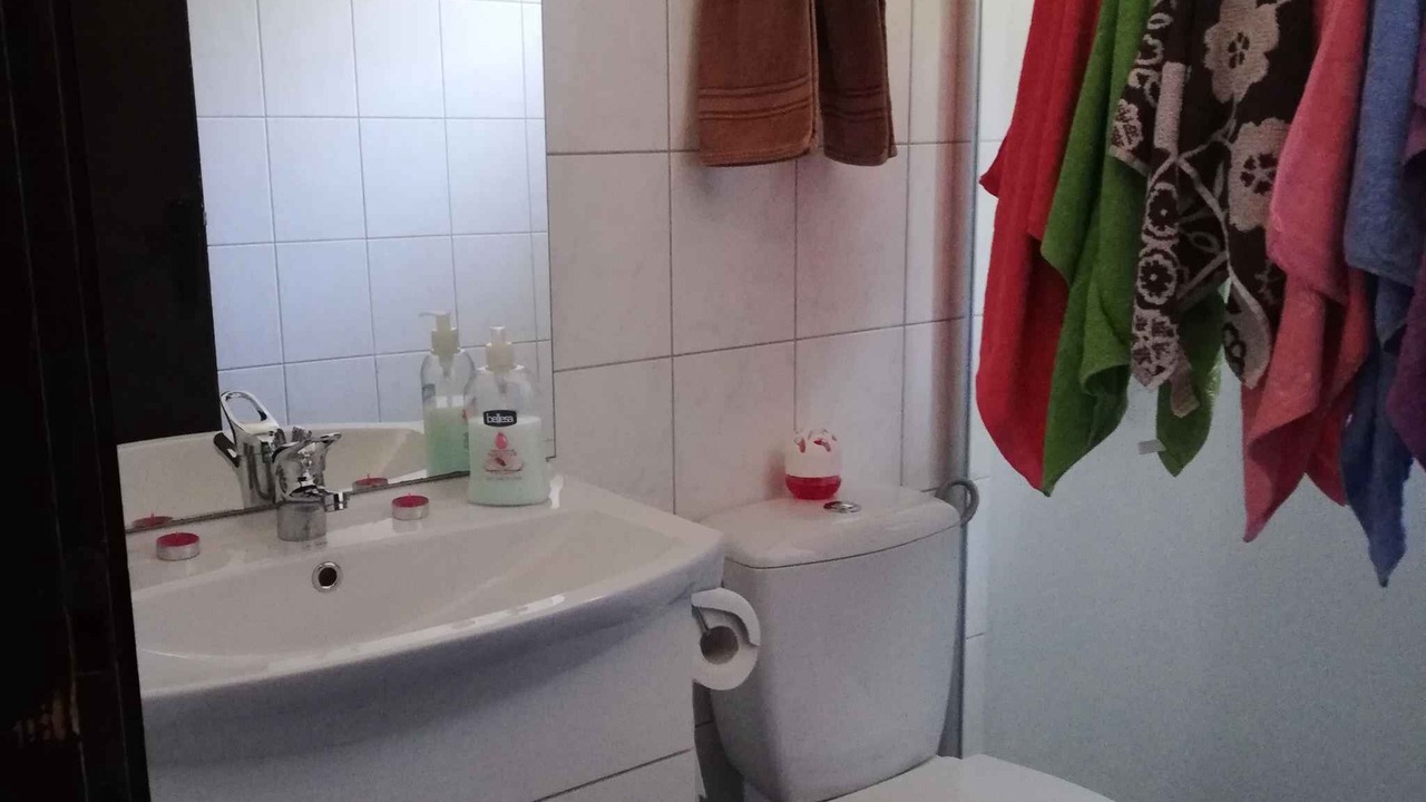 Photo of Bathroom in Petrcane