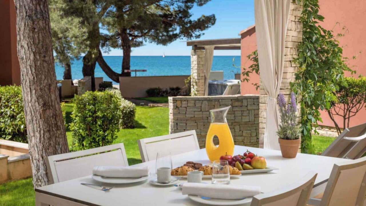 Photo of Outdoor in Monterol
