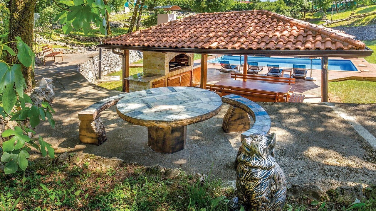 Photo of Outdoor in Sarsoni