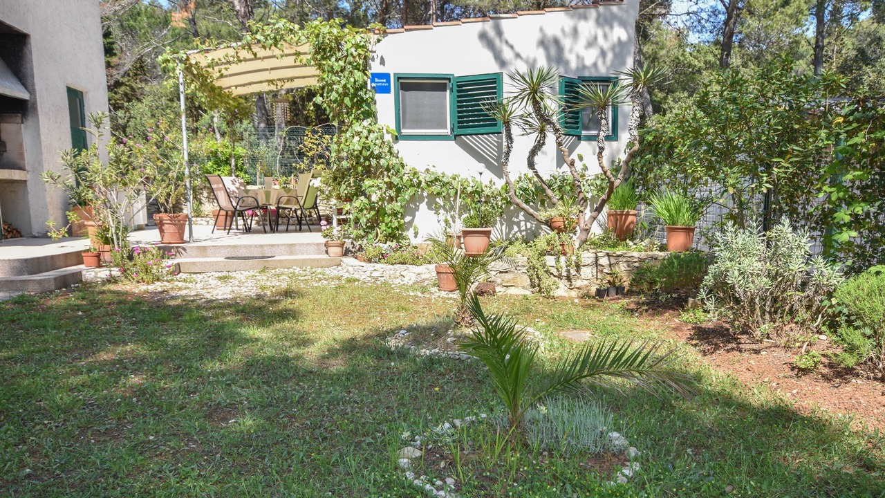 Photo of Outdoor in Veli Rat