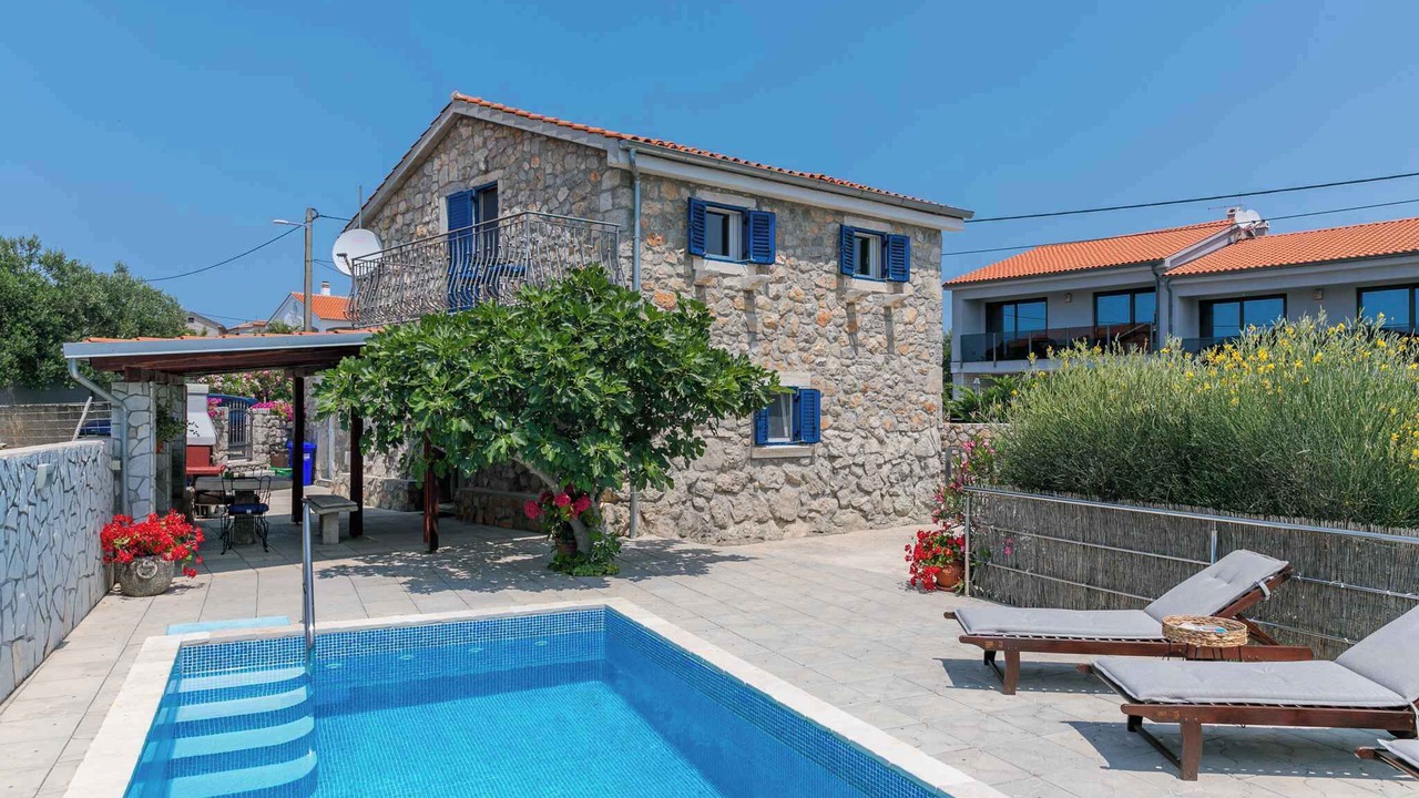 Photo of Outdoor in Brzac