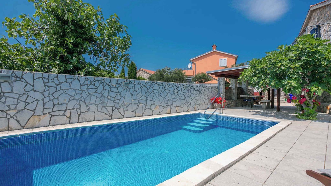 Photo of Outdoor in Brzac