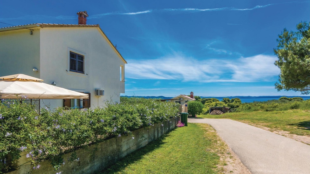Photo of Outdoor in Kozino