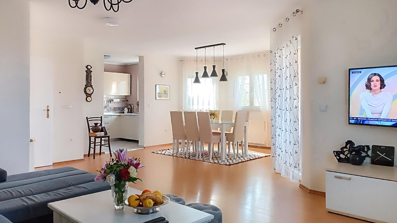 Photo of Bedroom in Sikici