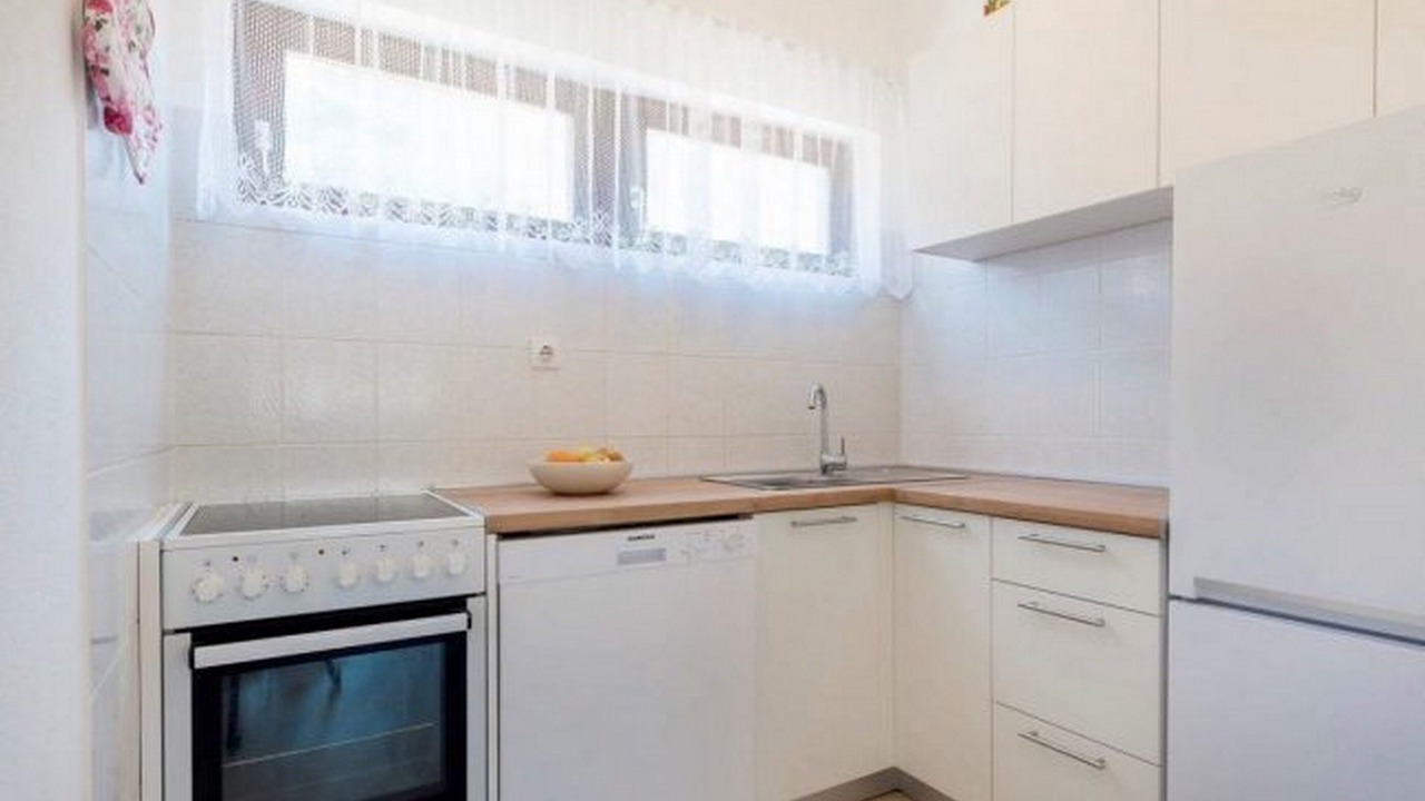 Photo of Kitchen in Zirje