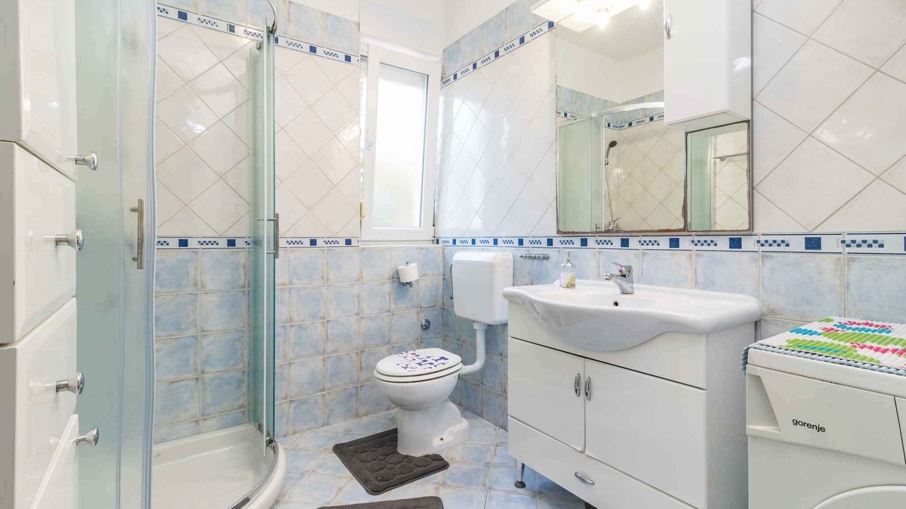 Photo of Bathroom in Pomer
