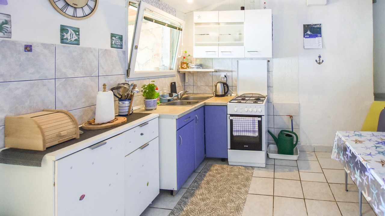Photo of Kitchen in Tkon