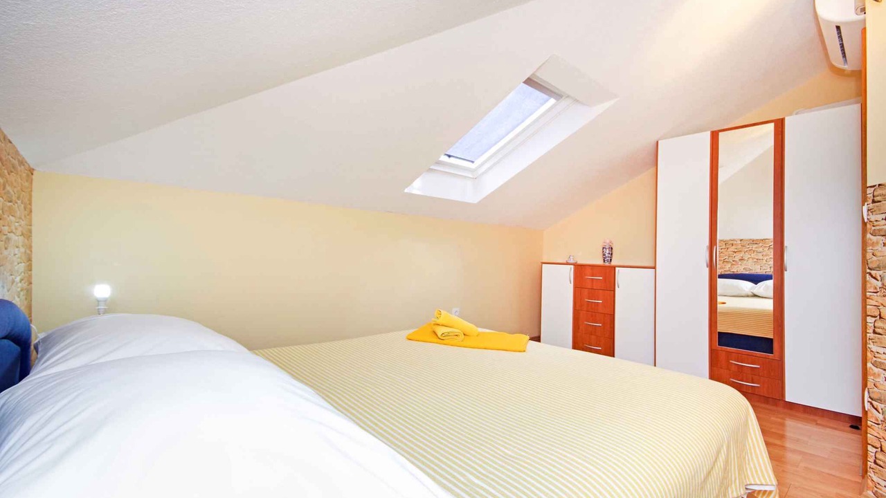 Photo of Bedroom in Makarska Old Town