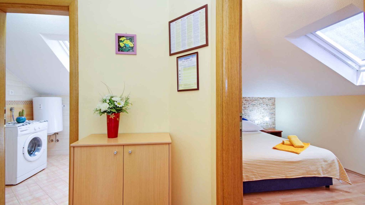 Photo of Bedroom in Makarska Old Town