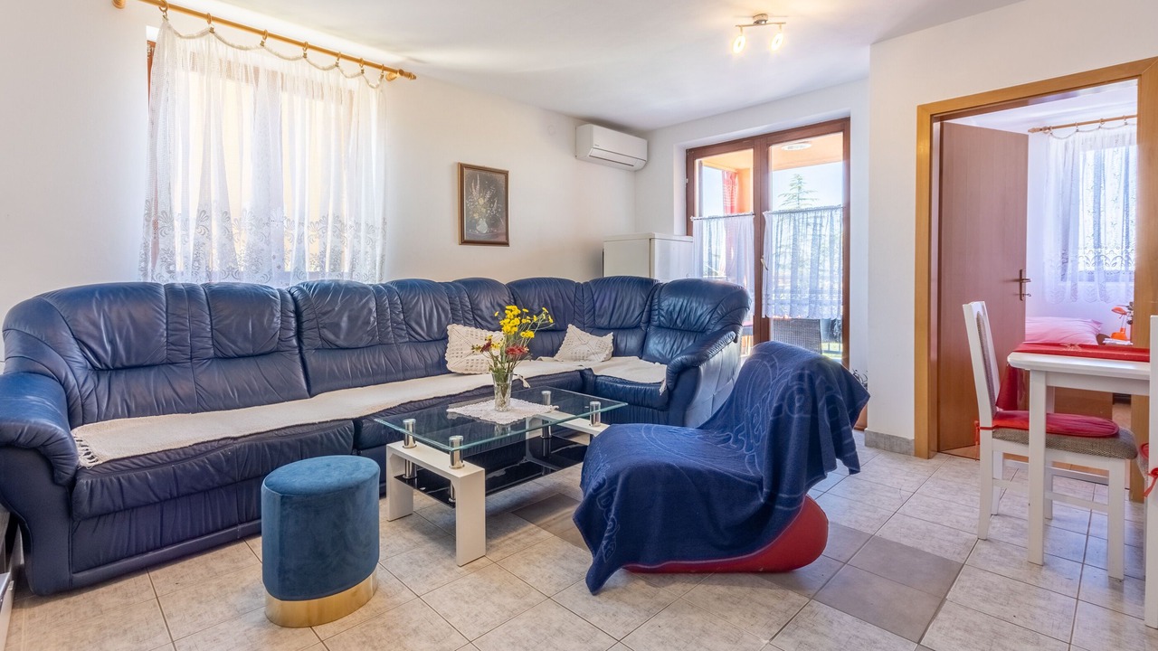 Photo of Livingroom in Milcetici