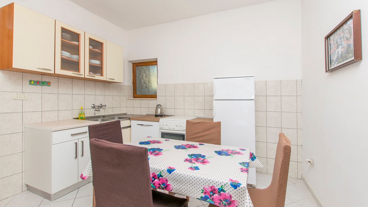 Photo of Kitchen in Grebastica