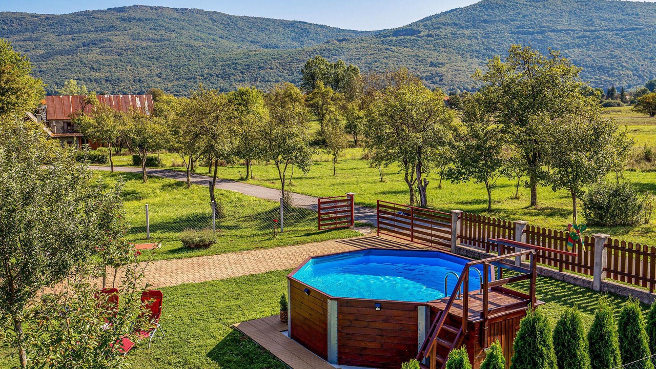Photo of Outdoor in Licko Lesce