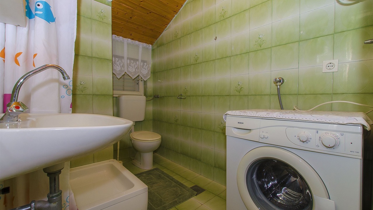 Photo of Bathroom in Brodarica
