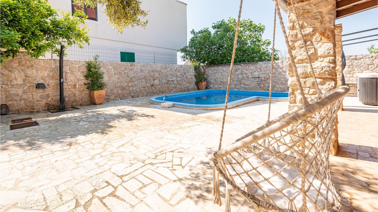 Photo of Outdoor in Betina