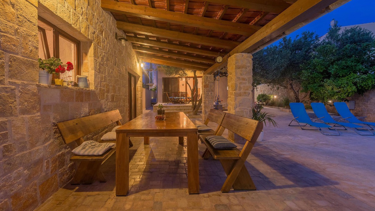 Photo of Others in Betina