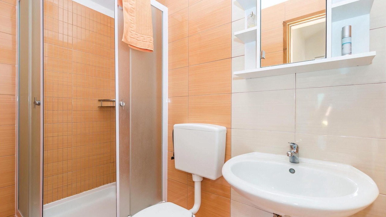 Photo of Bathroom in Palit