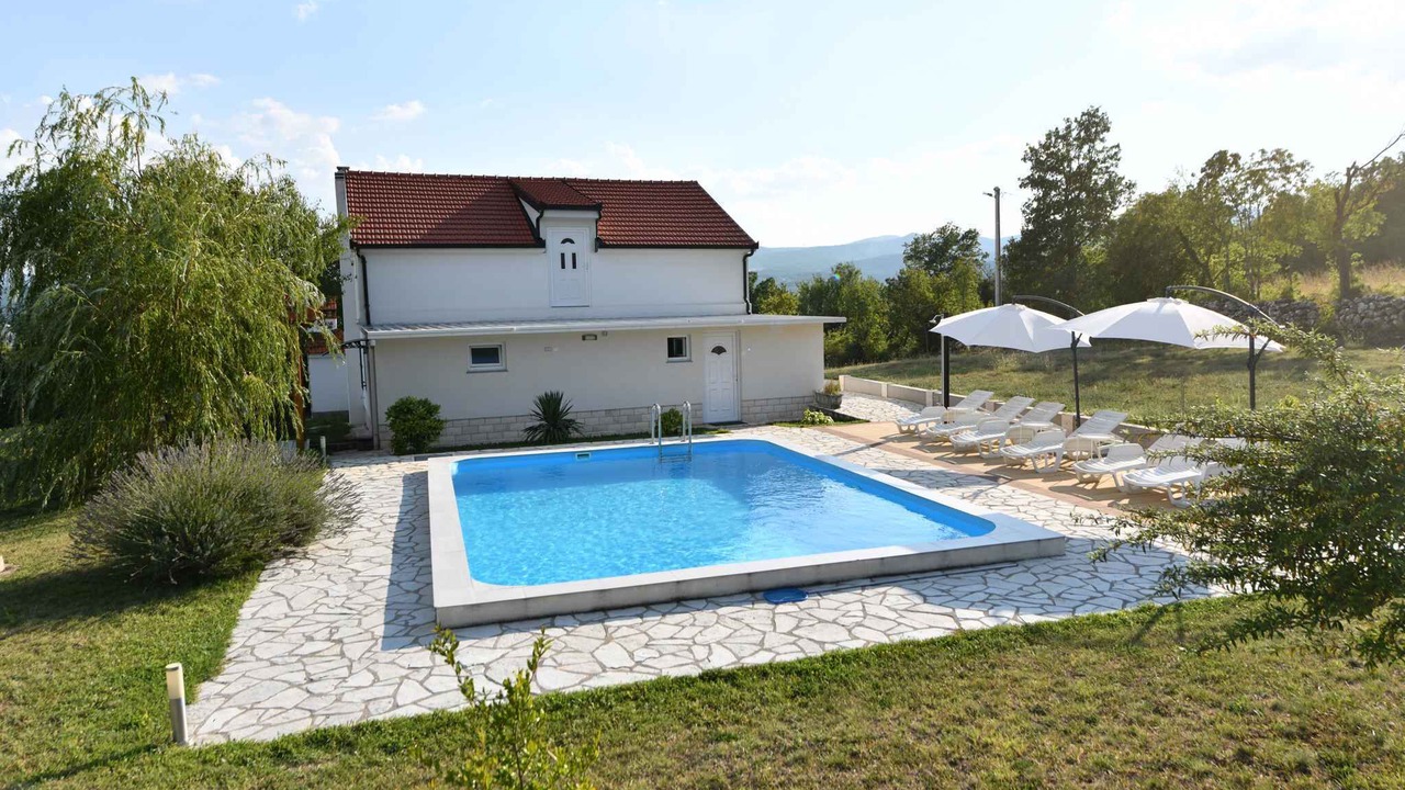 Photo of Outdoor in Hrvace