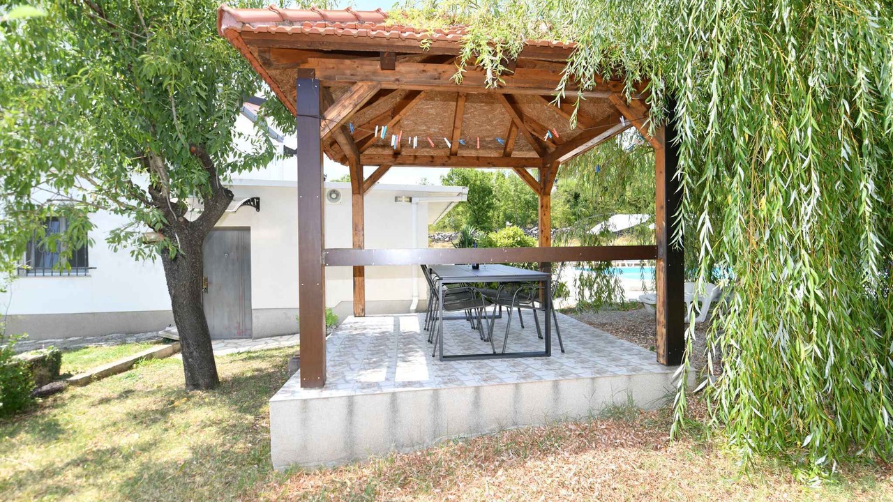 Photo of Outdoor in Hrvace