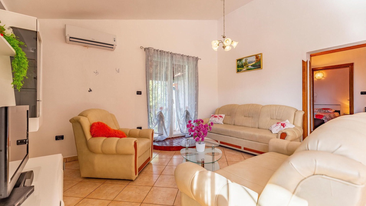 Photo of Bedroom in Sisan