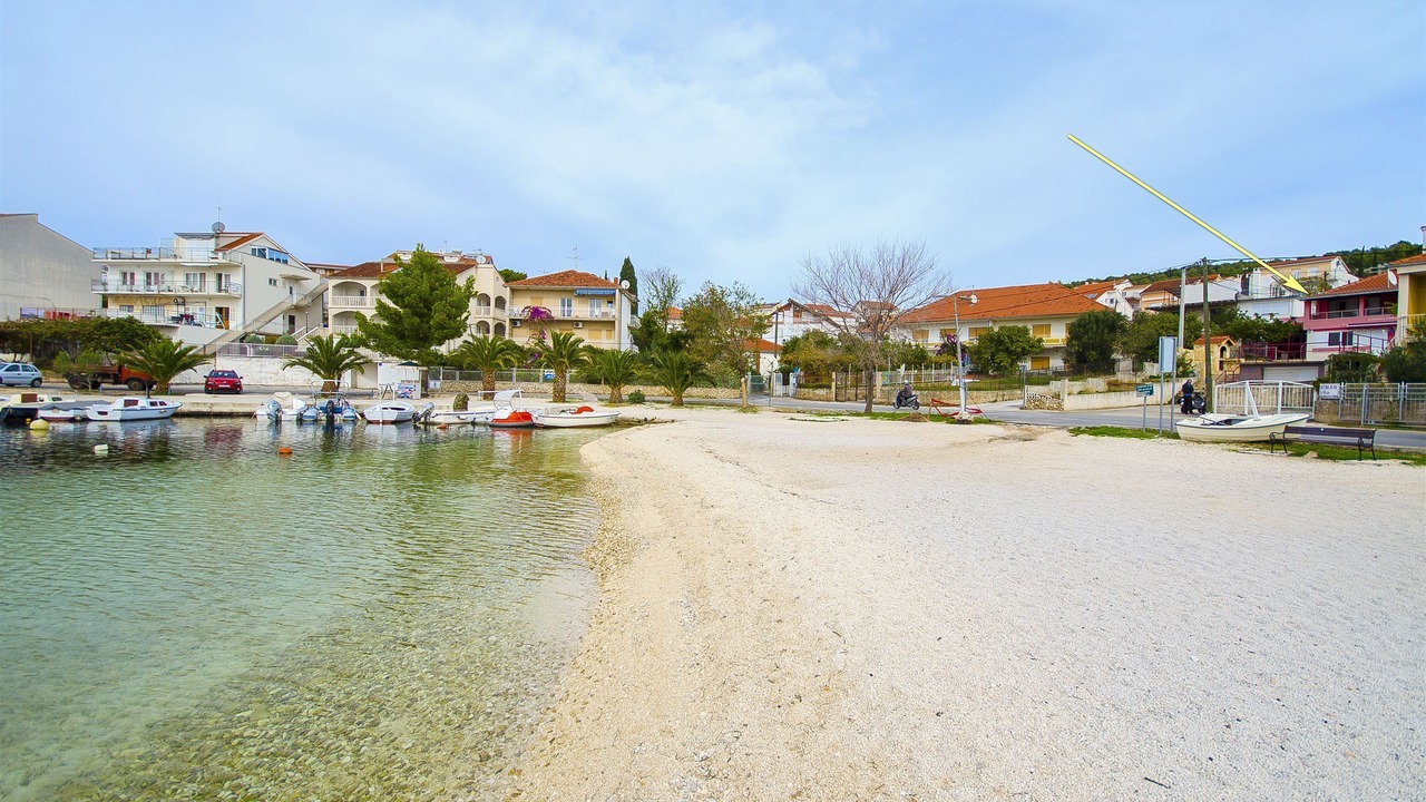 Photo of Others in Okrug Gornji