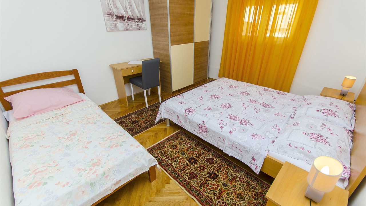 Photo of Bedroom in Okrug Gornji