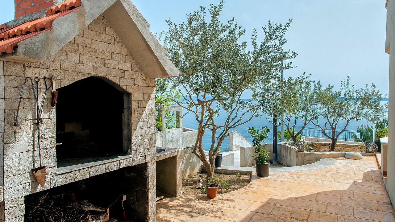 Photo of Patio Balcony in Okrug Gornji