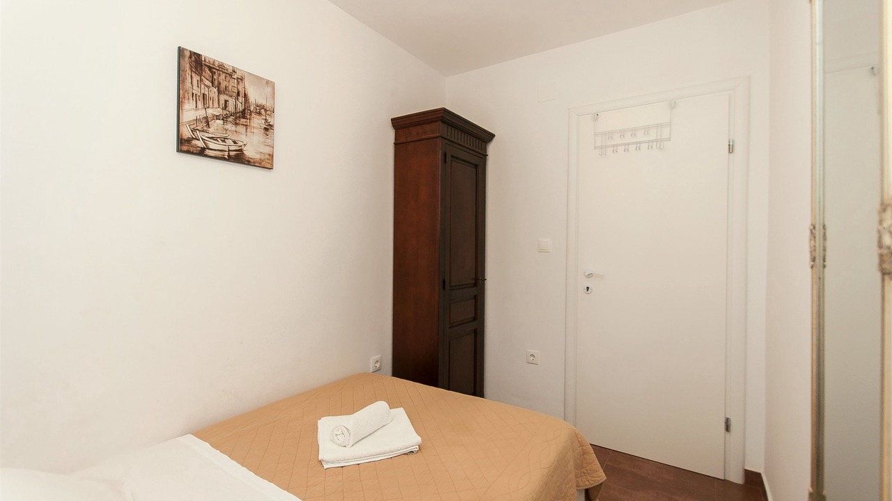 Photo of Bedroom in Okrug Gornji
