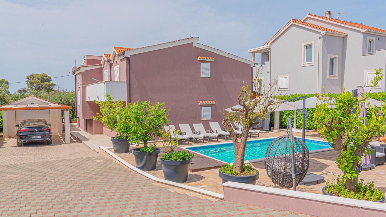 Photo of Outdoor in Brodarica
