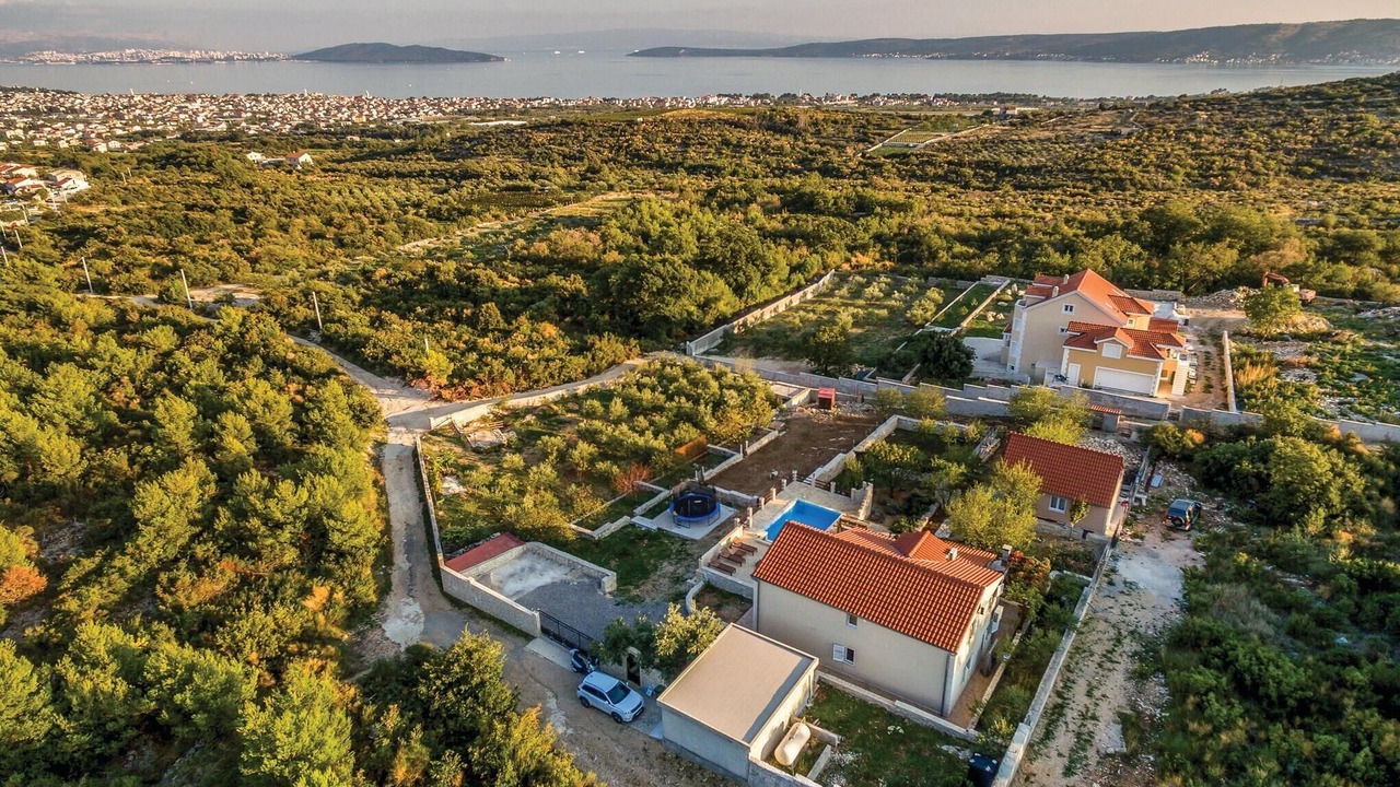Photo of Outdoor in Rudine