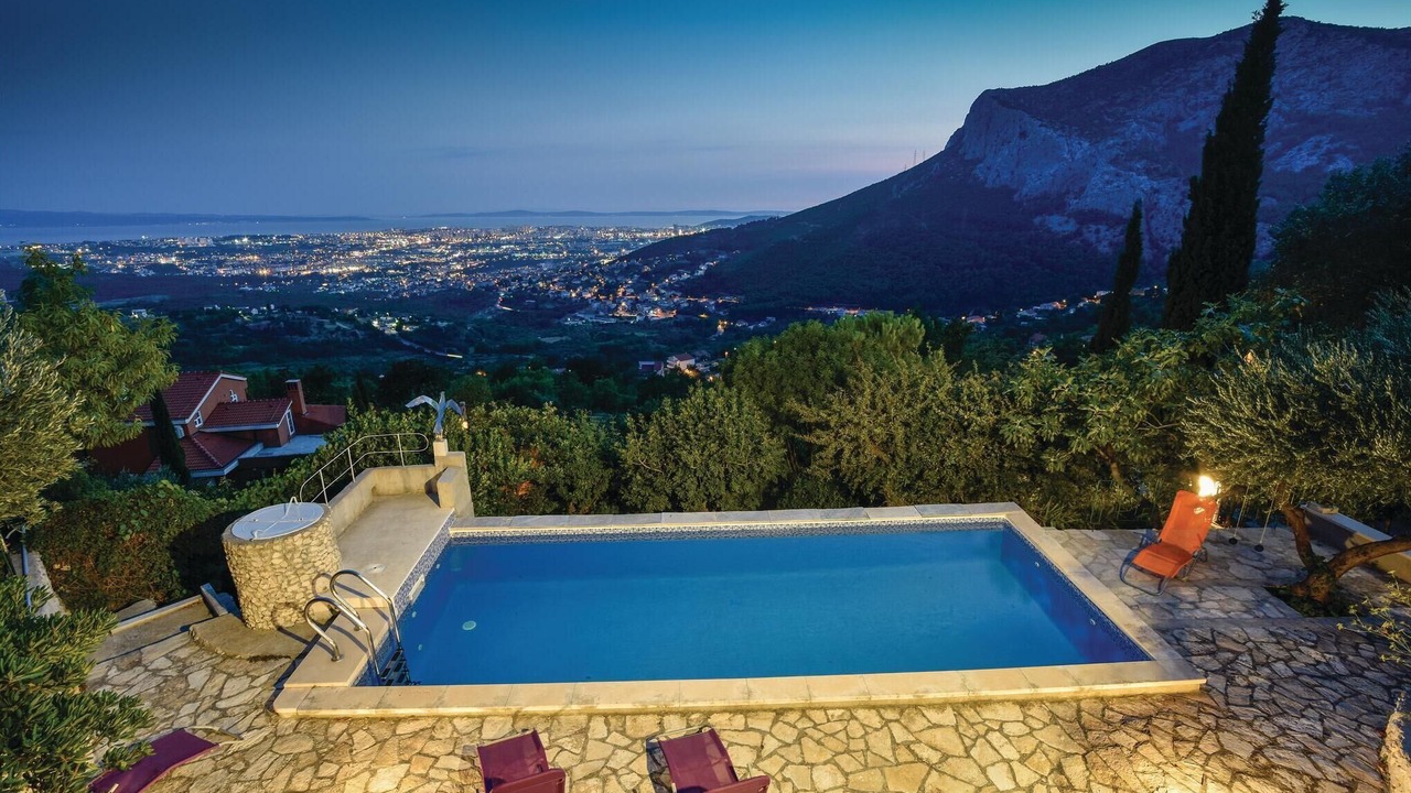 Photo of Outdoor in Klis
