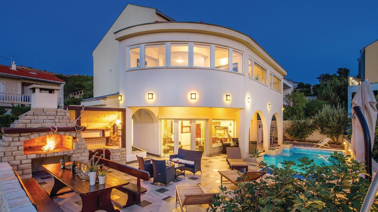 Photo of Others in Pag