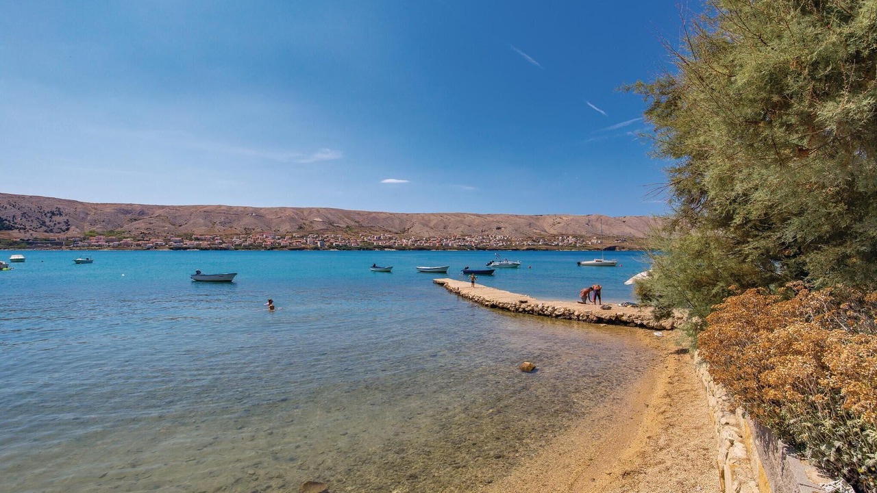Photo of Others in Pag